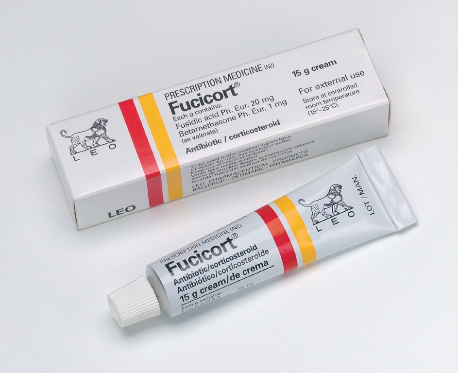 Thận trọng khi sử dụng thuốc Fucicort?  